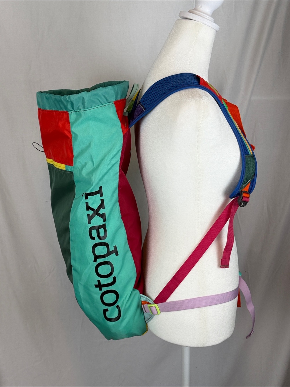 Unisex Cotopaxi Luzon Eighteen L Daypack Multiple Color Backpack EUC - Picture 4 of 16